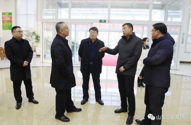 鄒平市委常委、統(tǒng)戰(zhàn)部部長王欣來山東三星集團(tuán)參觀調(diào)研